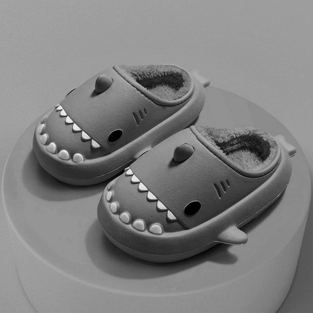 Pantoufles de requin pour l'hiver