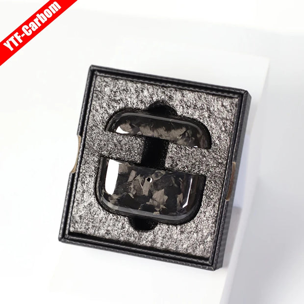 Étui en fibre de carbone pour AirPods Pro.