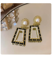 Boucles d'oreilles vintage en perles style CC