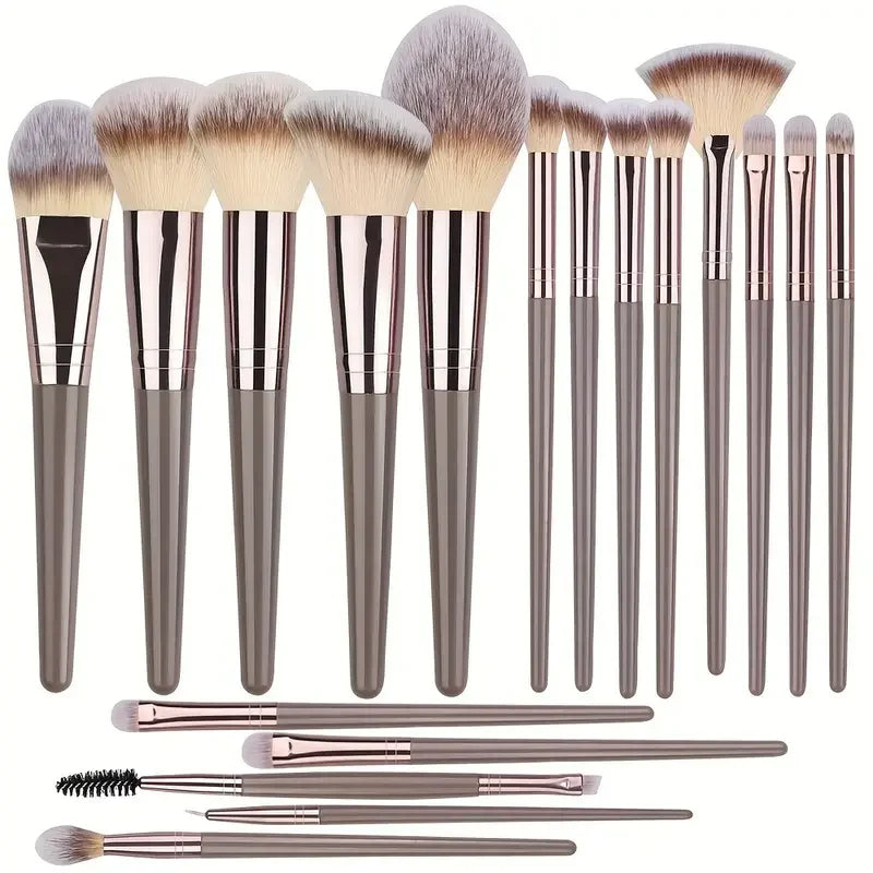 Ensemble de pinceaux de maquillage.