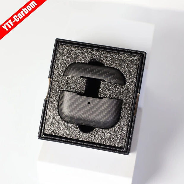 Étui en fibre de carbone pour AirPods Pro.