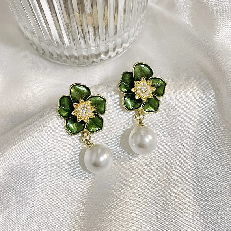 Boucles d'oreilles vintage en perles style CC