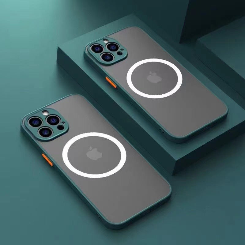 Coque magnétique mate pour iPhone.