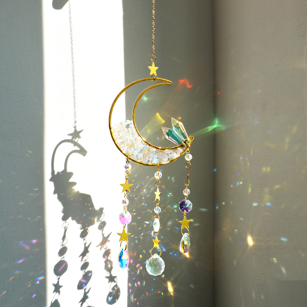 Prisme décoratif attrape-soleil en cristal de lune.