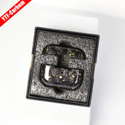 Étui en fibre de carbone pour AirPods Pro.