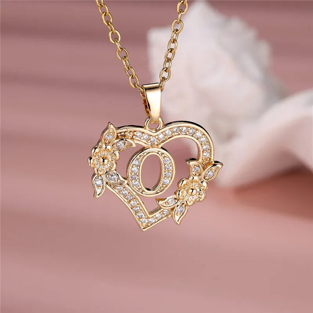 Collier pendentif cœur en forme de fleur avec lettres A-Z