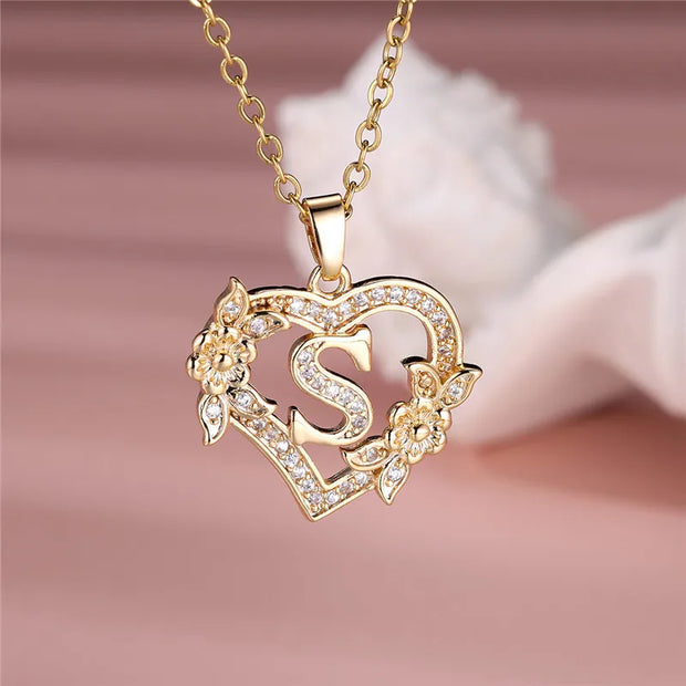 Collier pendentif cœur en forme de fleur avec lettres A-Z