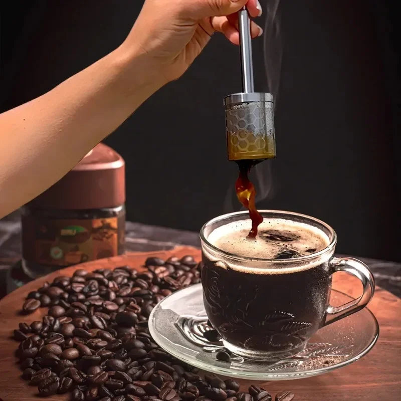 Filtre à café et à thé réutilisable en acier inoxydable.