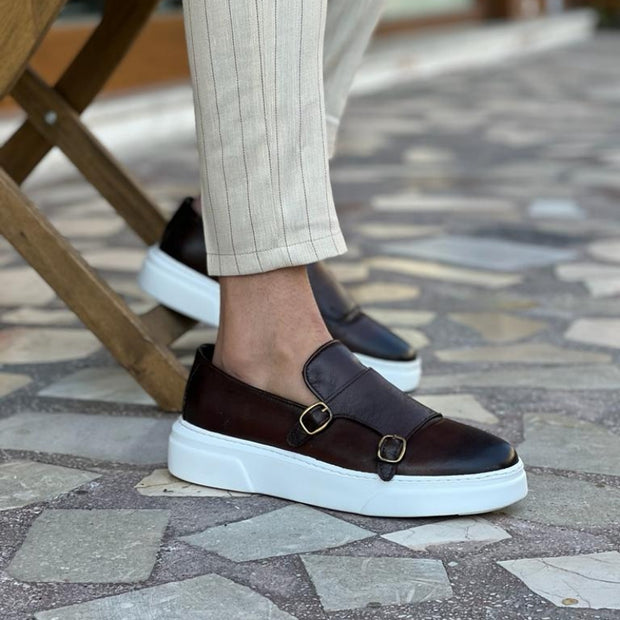 Nouvelles chaussures vulcanisées marron pour hommes.