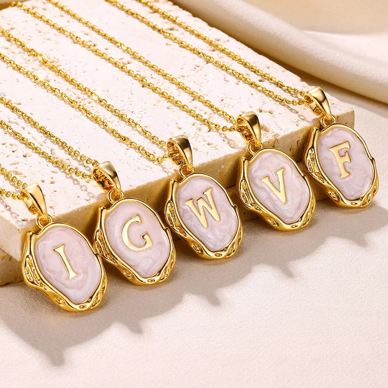 Collier pendentif en acier inoxydable plaqué or avec alphabet A-Z
