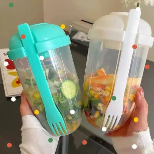 Tasse shaker à salade.