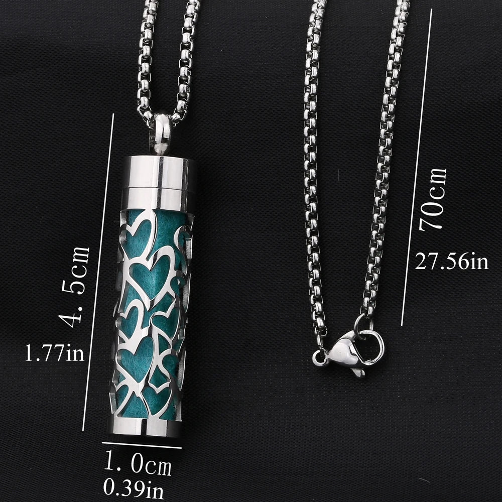 Collier parfumé.                      Scent Necklace