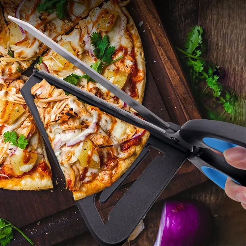 Ciseaux à pizza avec plateau de service.