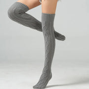 Chaussettes d'hiver en laine au-dessus du genou