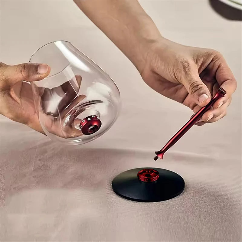 Verre à vin tournant