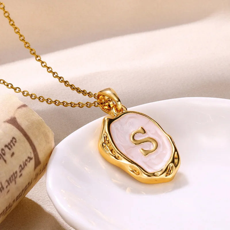 Collier pendentif en acier inoxydable plaqué or avec alphabet A-Z