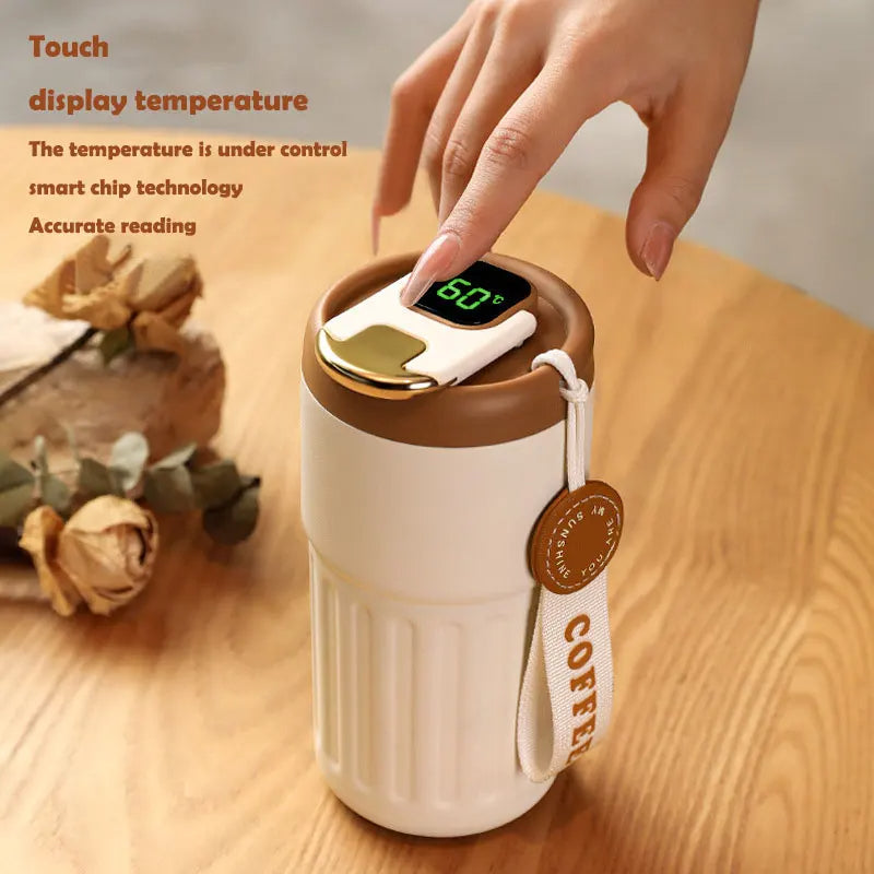 Tasse à café en acier inoxydable de 450 ml.