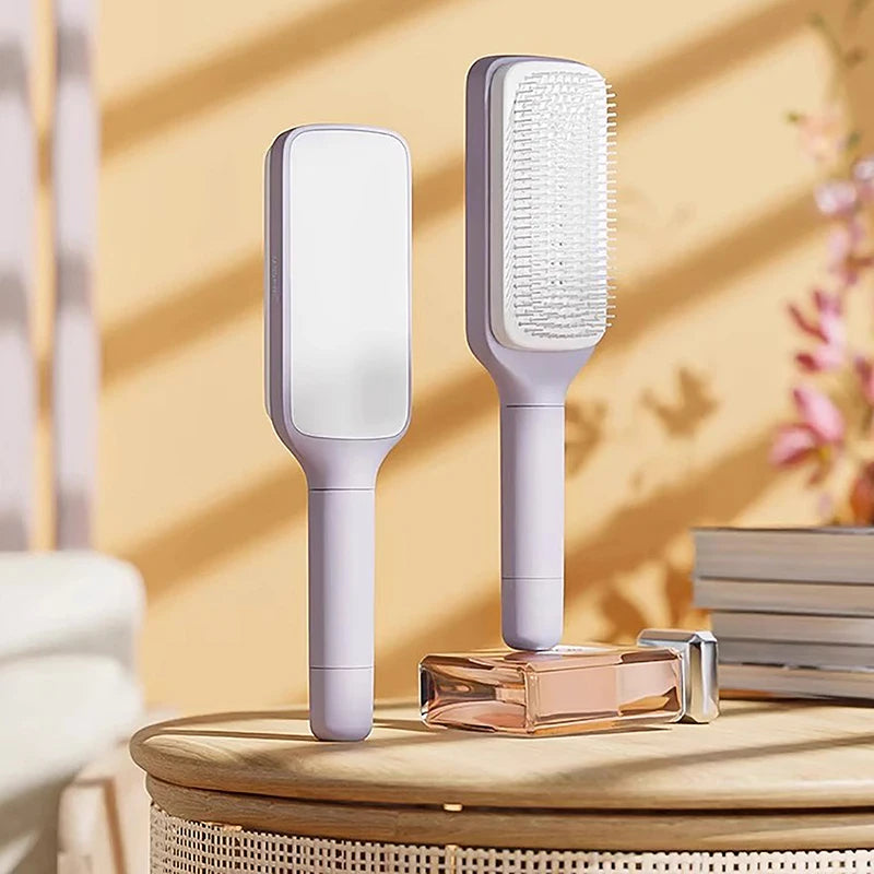 Brosse autonettoyante