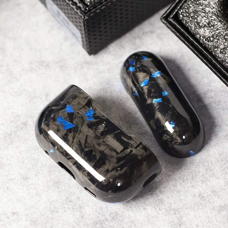Étui en fibre de carbone pour AirPods Pro.