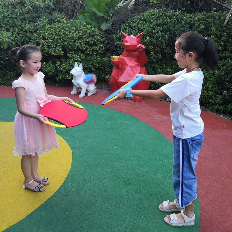 Jeu de paddle-ball avec 2 disques rebondissants