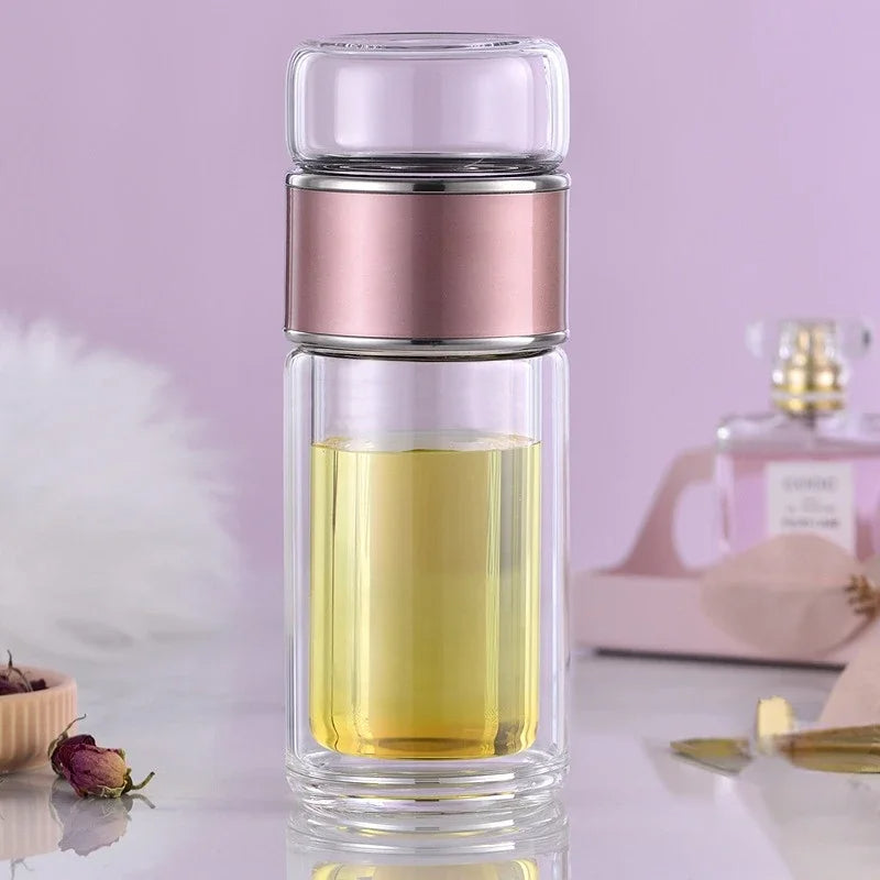 Bouteille infuseur à thé.