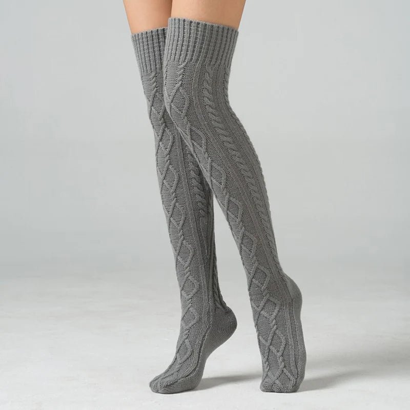Chaussettes d'hiver en laine au-dessus du genou