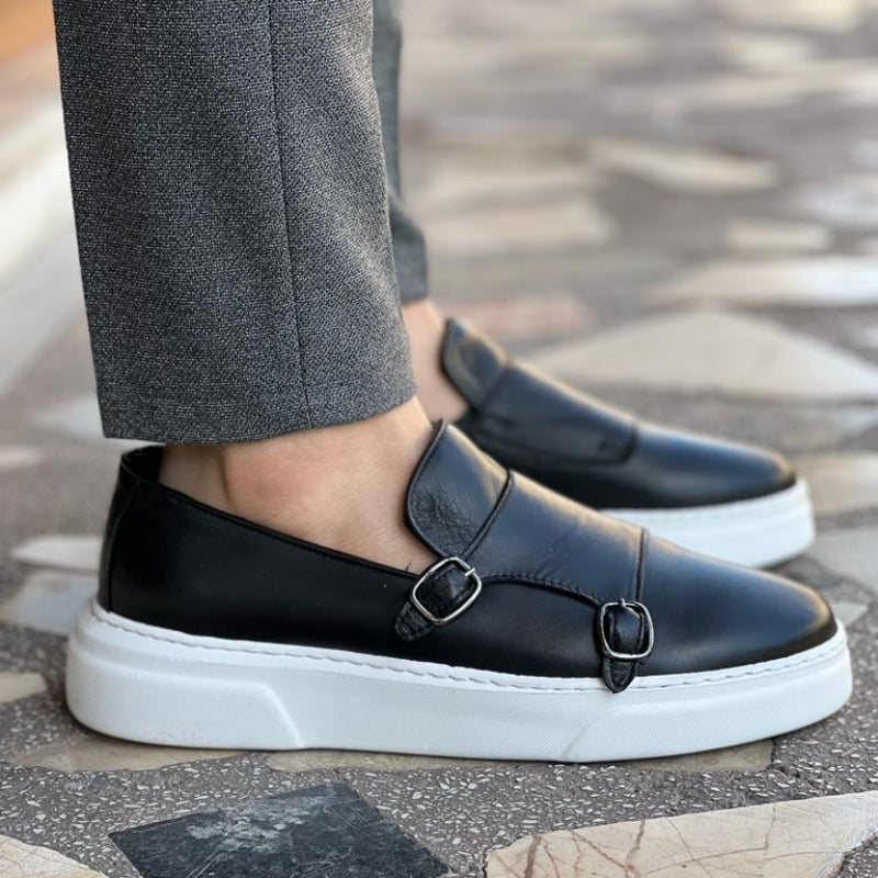 Nouvelles chaussures vulcanisées marron pour hommes.