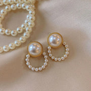 Boucles d'oreilles vintage en perles style CC