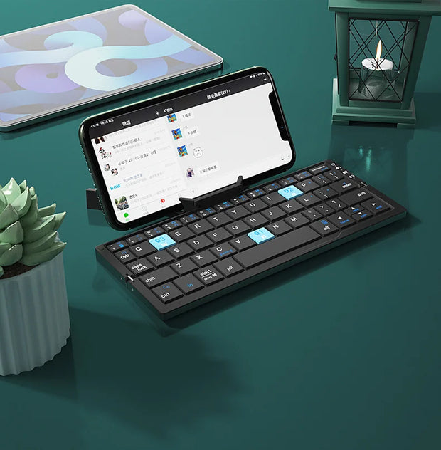Mini clavier Bluetooth pliable.