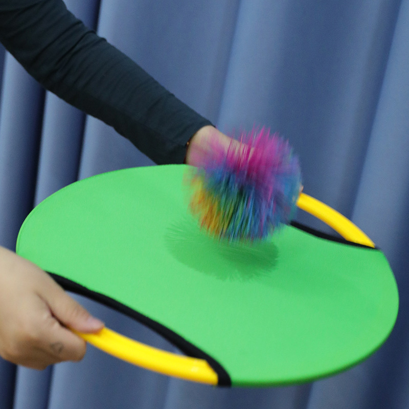 Jeu de paddle-ball avec 2 disques rebondissants