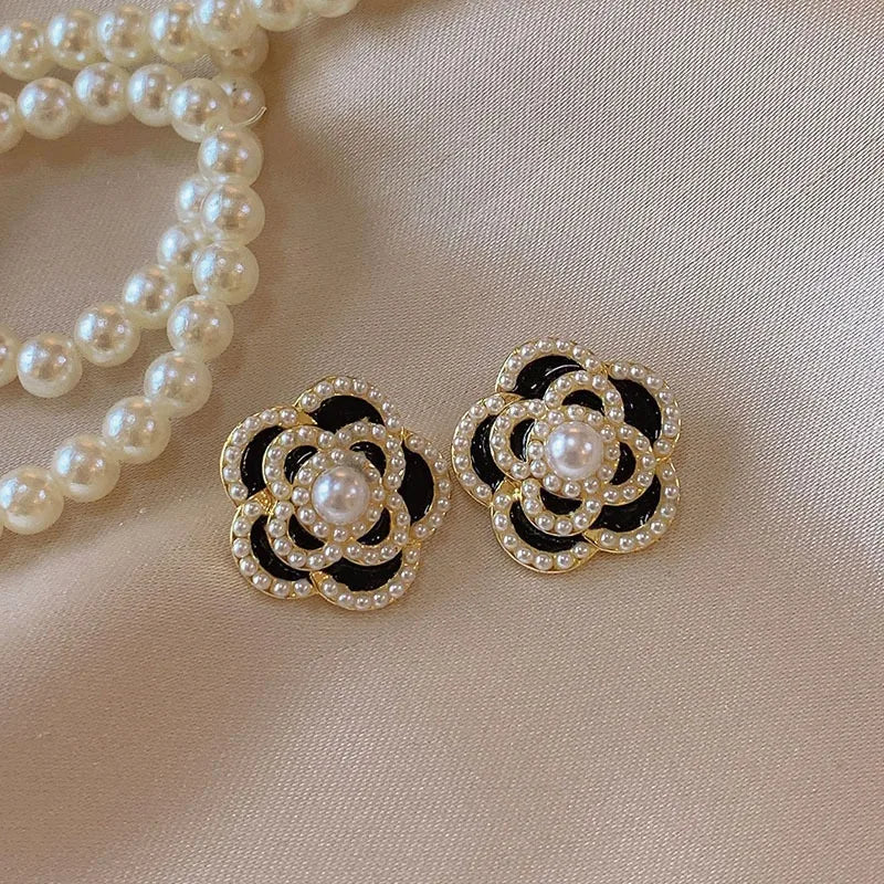Boucles d'oreilles vintage en perles style CC