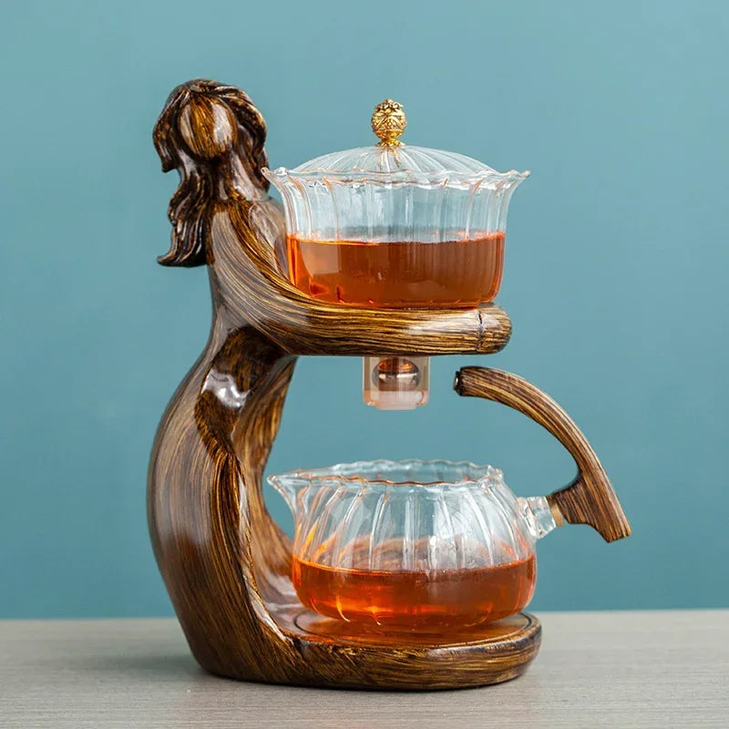 Théière semi-automatique.  Semi-Automatic Teapot