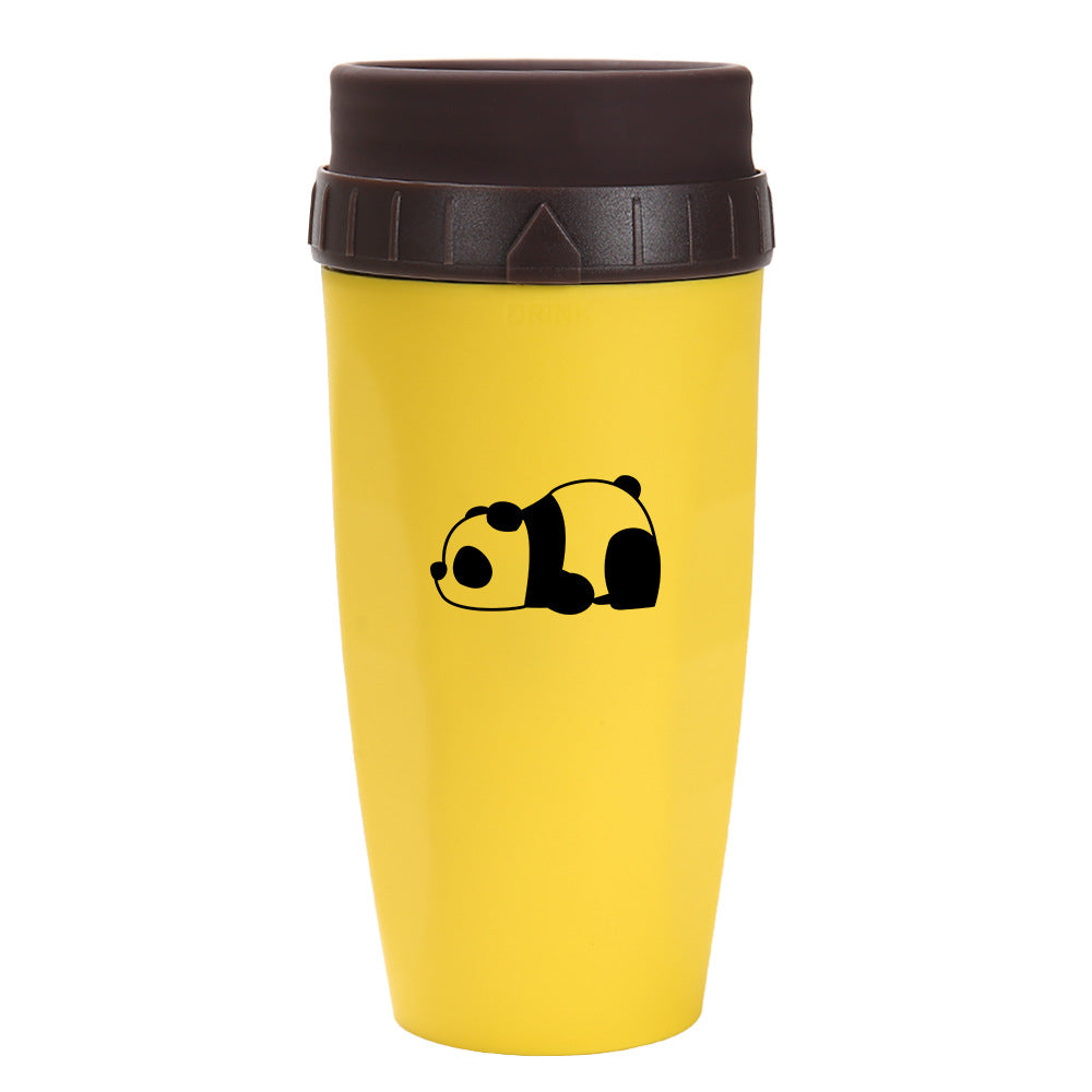 Tasse à café torsadée avec paille