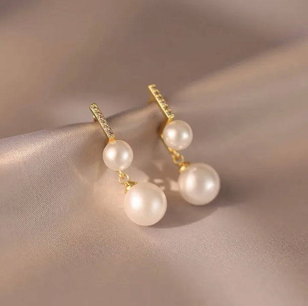 Boucles d'oreilles vintage en perles style CC